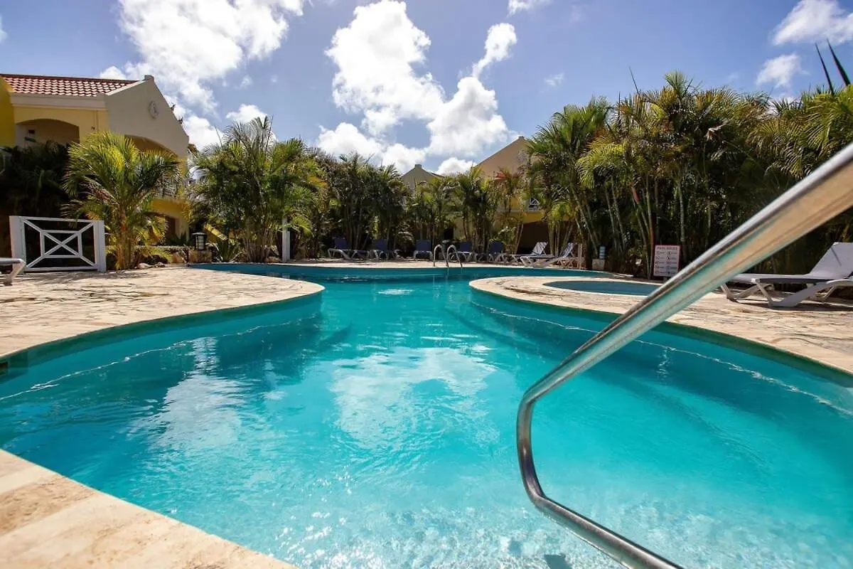 Caracara M2 Relax & Dive Resort Bonaire Village 크랄렌데이크